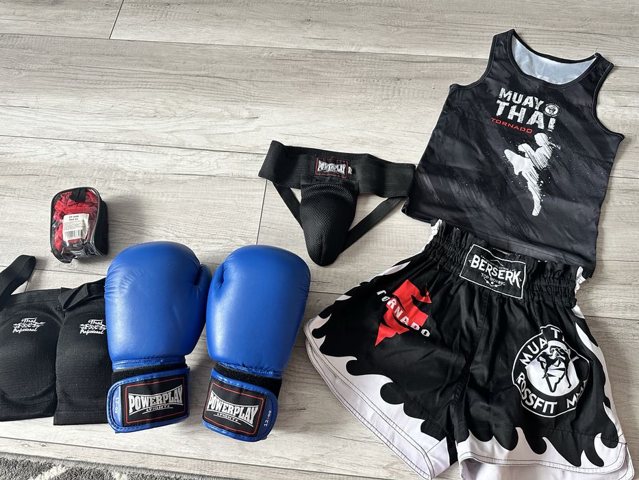 Боксерські рукавиці форма і тд powerplay