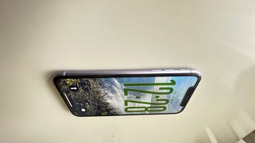Smartfon IPhone 11
