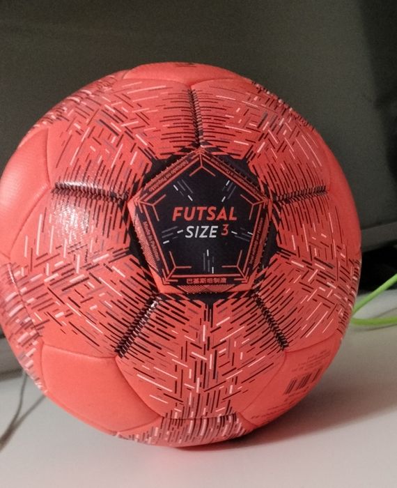 Bola de Futsal Kipsta