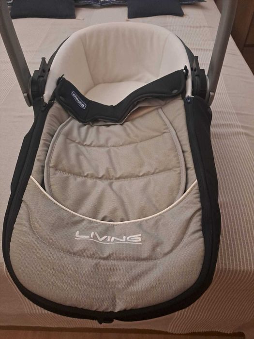 Alcofa para bébé, da CHICCO.
