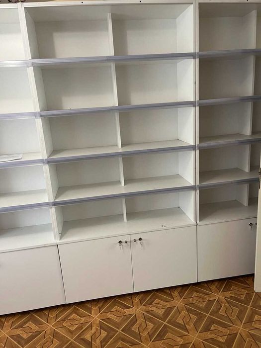Вітрина для магазину