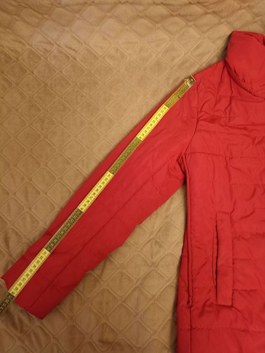 Жіноча тепла демісезонна куртка (б/в)