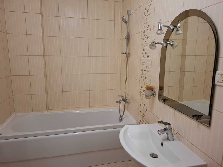 Продам 1 Комн. квартиру ул. Среднефонтанская ЖК Чудо Город