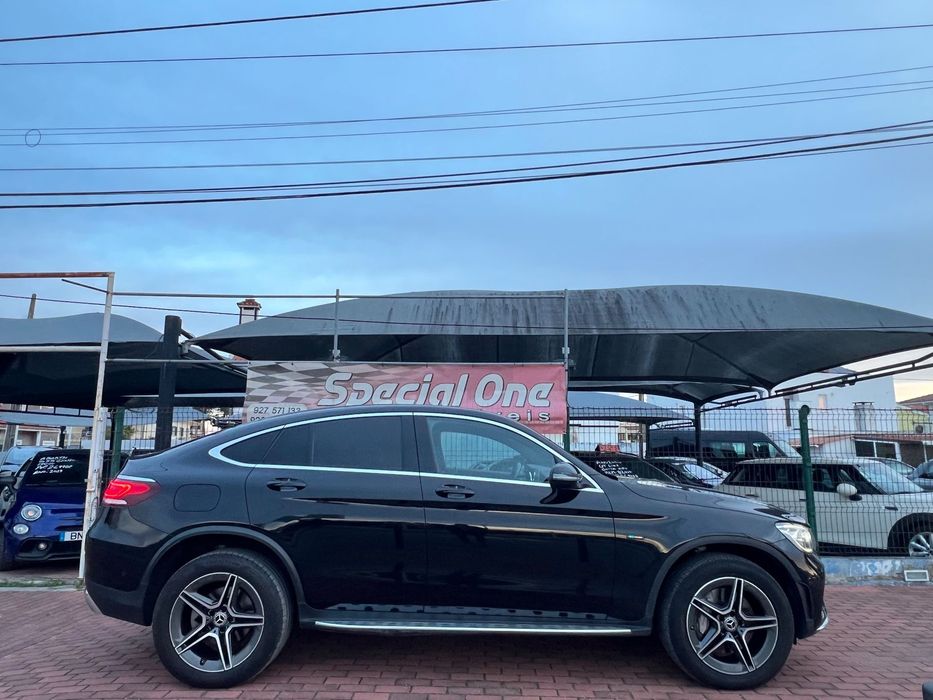 Mercedes-Benz GLC 300 e Coupé 4Matic foto 4