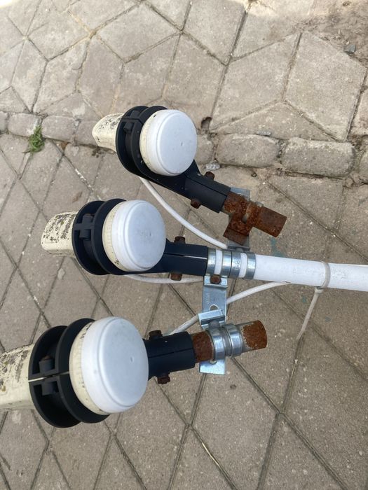 Супутникова антена