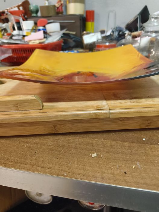 Kolorowa misa z lwem