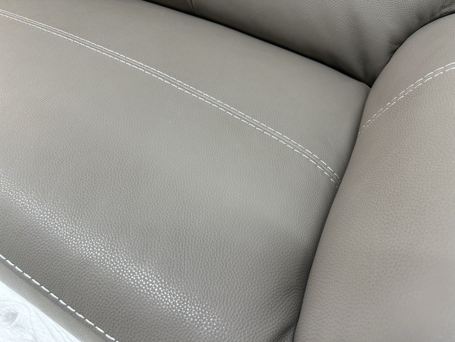 Новий,фірмовий,шкіряний диван електро