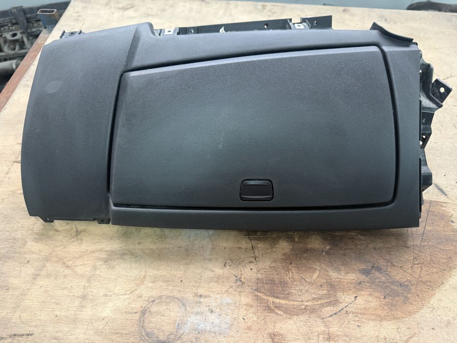 Porta Luvas BMW Série 1 E87 E81 E82 E88
