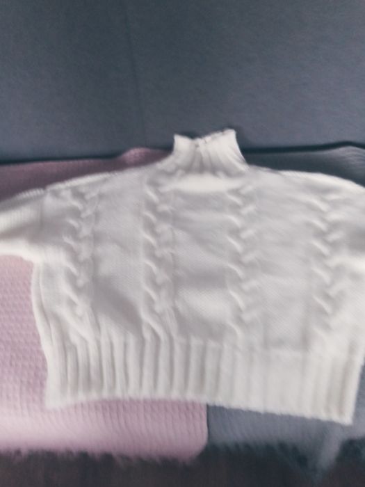 Polgolf bialy krotki warkocze SM do pasa