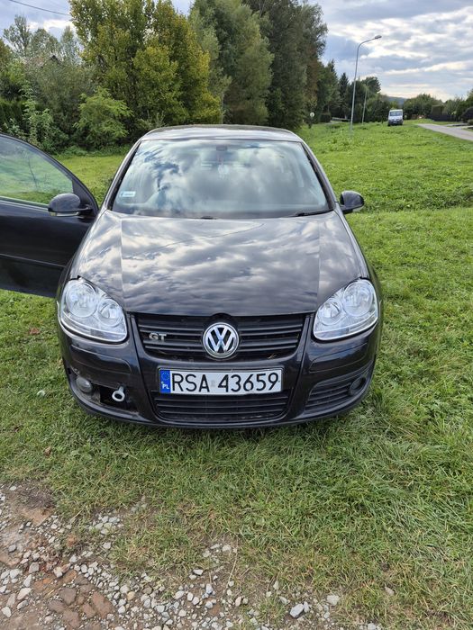 Zderzak GT tyl golf 5 lc9z