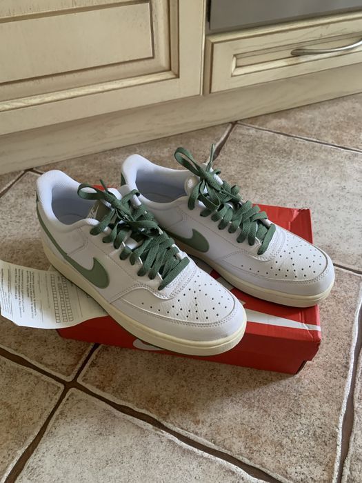 Чоловічі кросівки, фірми “Nike”,