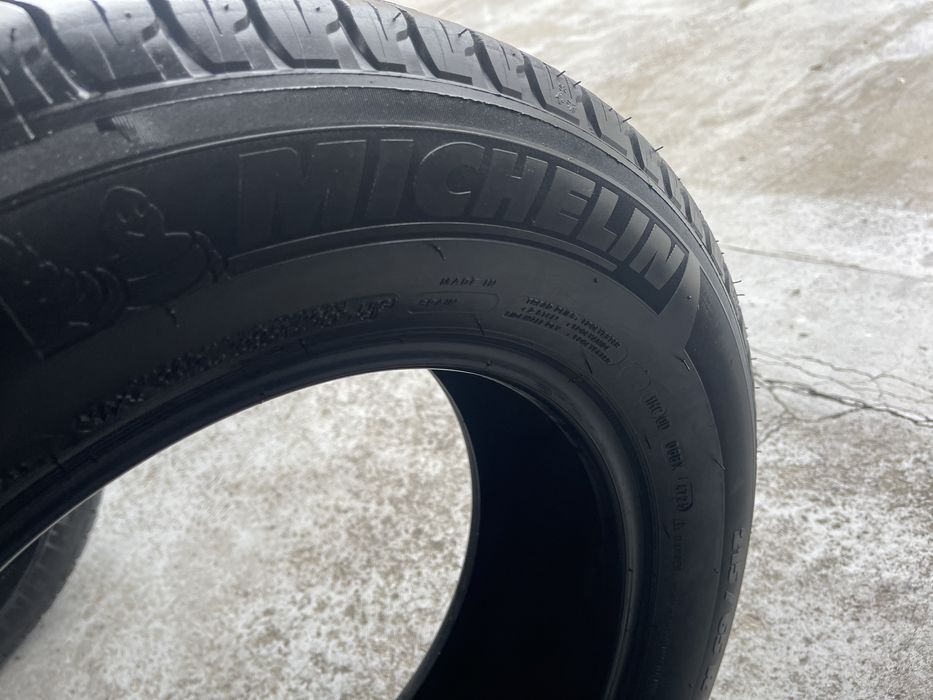 Pneus 215-65r16 Michelin  como novos