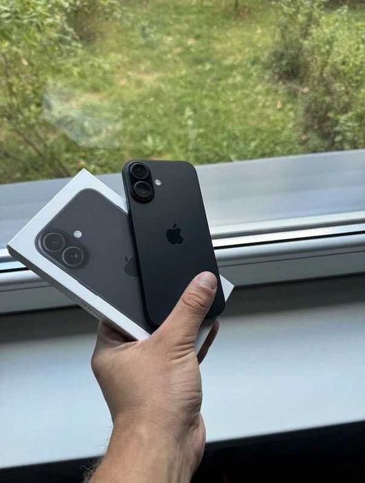 iPhone 16 128GB Czarny