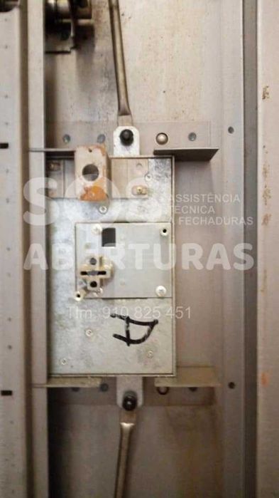 Chaveiro | Aberturas de portas | Substituição de fechaduras