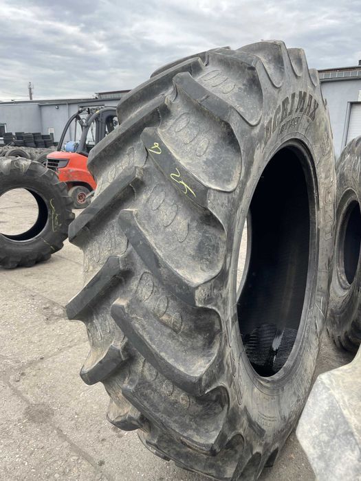 520/85R42 20.8R42 Opona BKT AGRIMAX RT855 Rolnicza max 80%