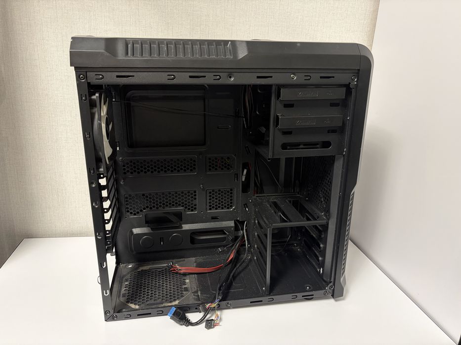 Ігровий Корпус Zalman Z3 Plus Black з 4 кулерами