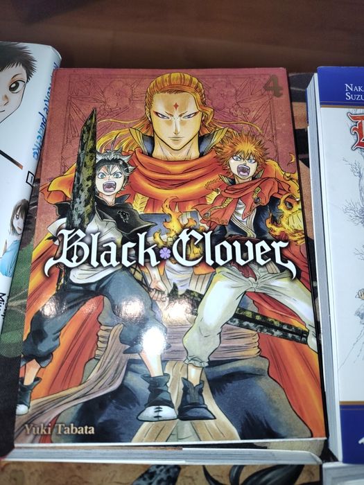 Zestaw mang  7 sztuk