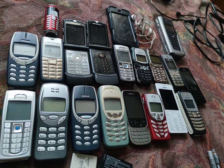 Мобільний телефони