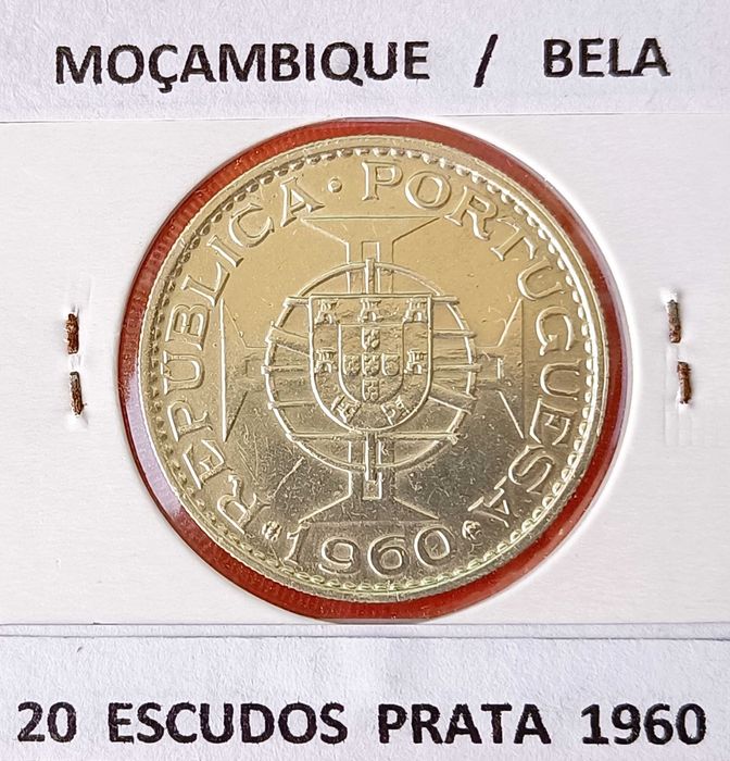 2 Moedas Portuguesas 20 Escudos da ex. Colónia Moçambique ( Prata )