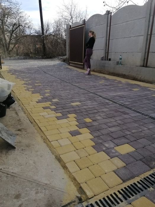 Укладка тротуарной плитки