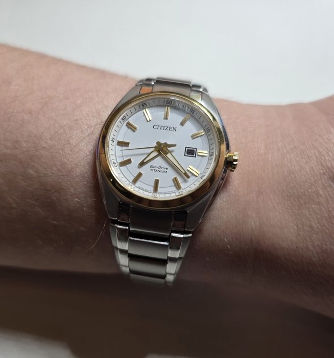 Zegarek damski Citizen Super Titanium Eco-Drive ew2214-52a
