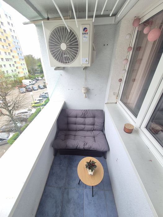 Mieszkanie  3 pokojowe 55 m² z klimatyzacją i loggią.