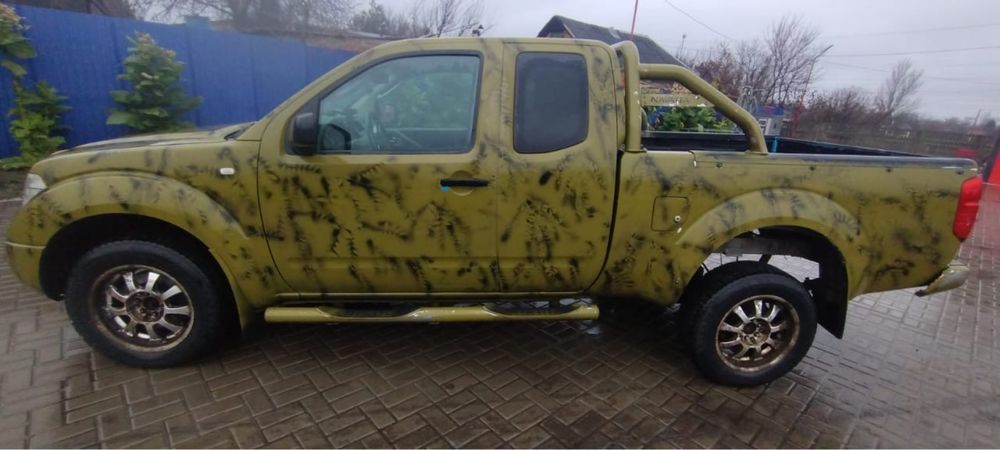 Nisan Navara  2,5 CDI