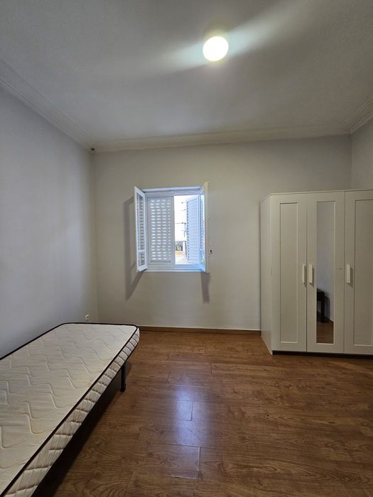 Arrendo t5 monte burgos, Porto