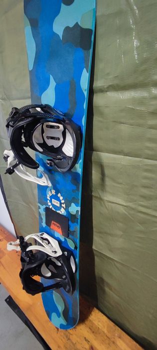 Nr 55 Deska snowboardowa Nitro Ripper 137 cm + wiązania