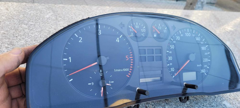 Quadrante Diesel VDO Audi A4 B5 8D 1.9 TDI AFN Ref. 8D0919861F - Como novo