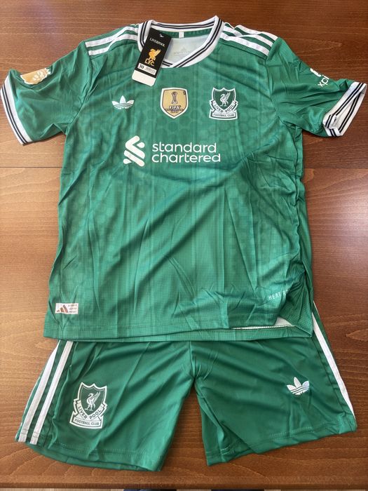 Komplet FC Liverpool UWAGA kolor ZIELONY !!!