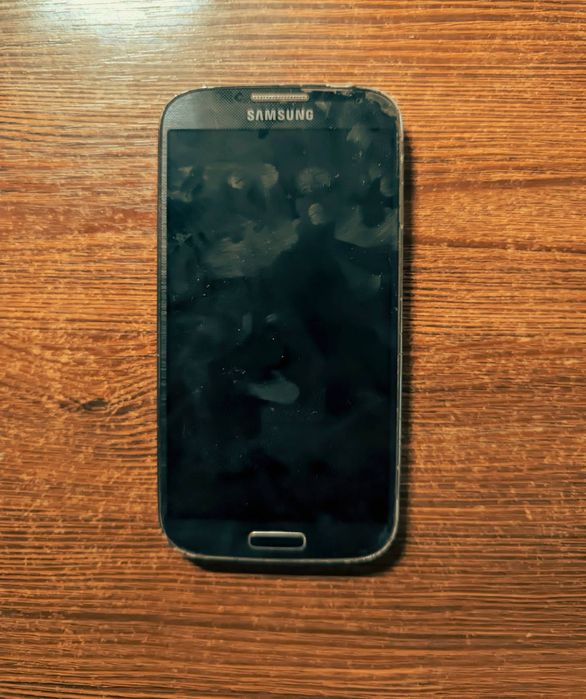 Телефон Samsung )
