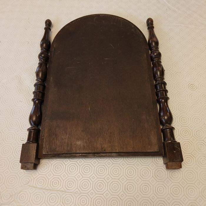 Espelho em madeira maciça