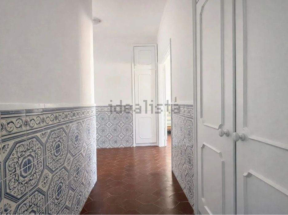 Vendo T1 em Chafé com vista mar, elevador e terraço na cobertura