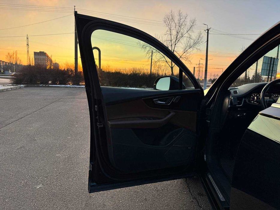 2018 Audi Q7 бенз
