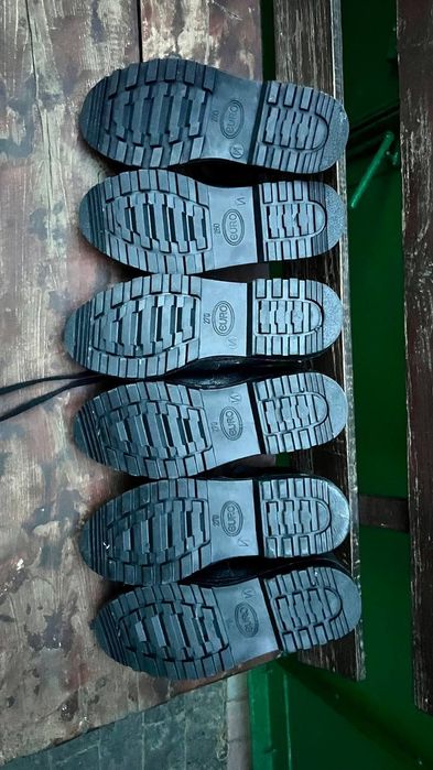 Продам ботинки рабочие 41 размер