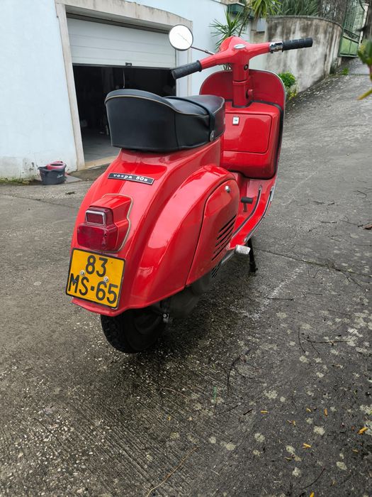 Vespa 50s, troca por trator 40cv