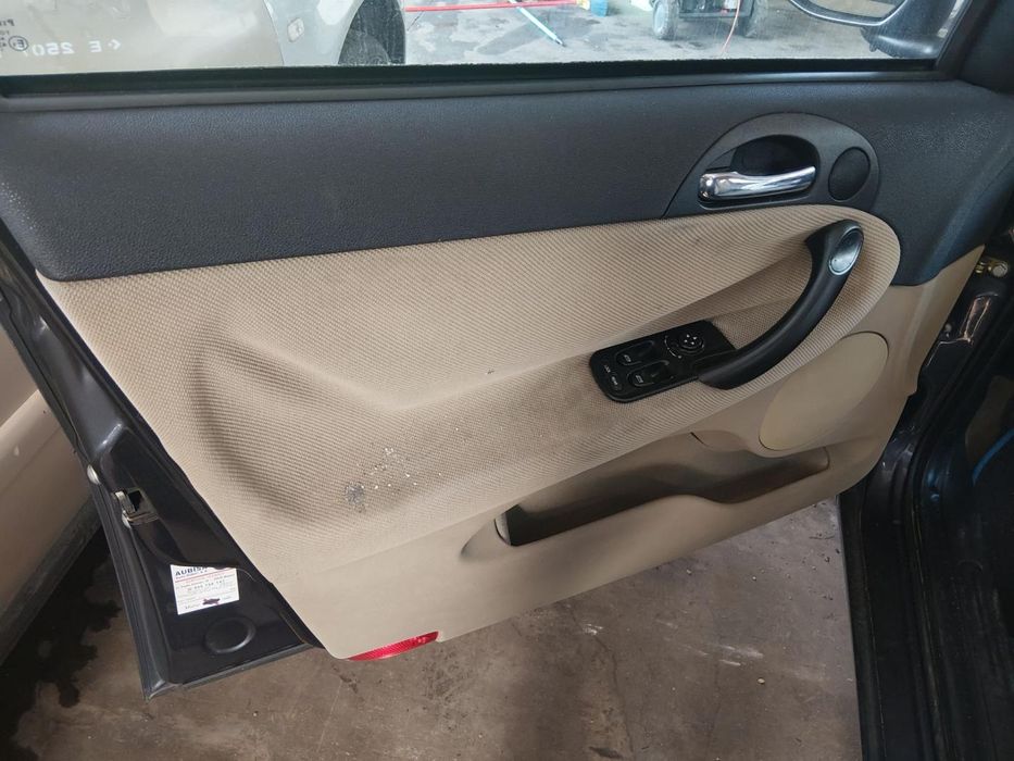 Sistema De Áudio Rádio Cd Alfa Romeo 147