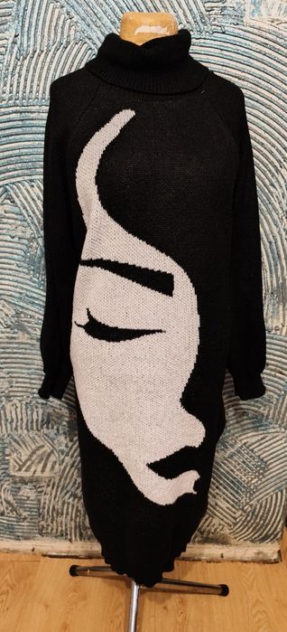 Świetna sweterkowa sukienka rozmiar 46