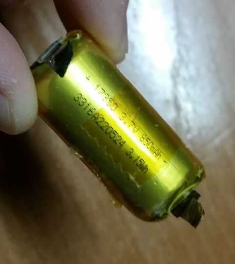 Аккумулятор 850mAh формат 17350 (пол-18650) от "одноразки", без защиты ...
