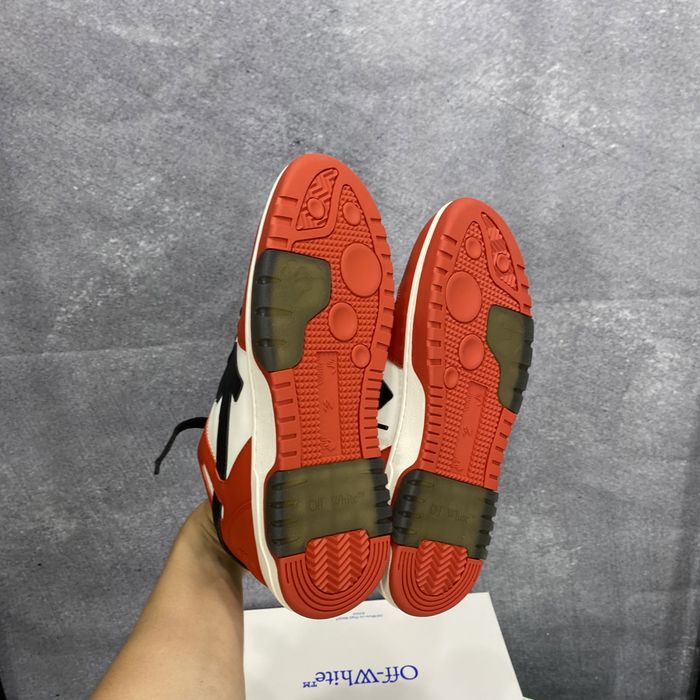 Off-White Out Of Office Chicago