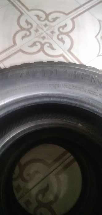 Шини Vredestein R16