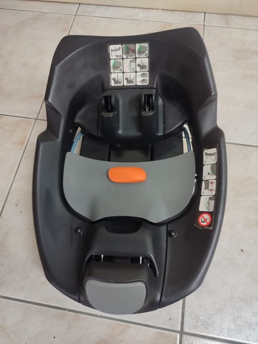 Cybex Cloud Q tecido PLUS + base ISOFIX
