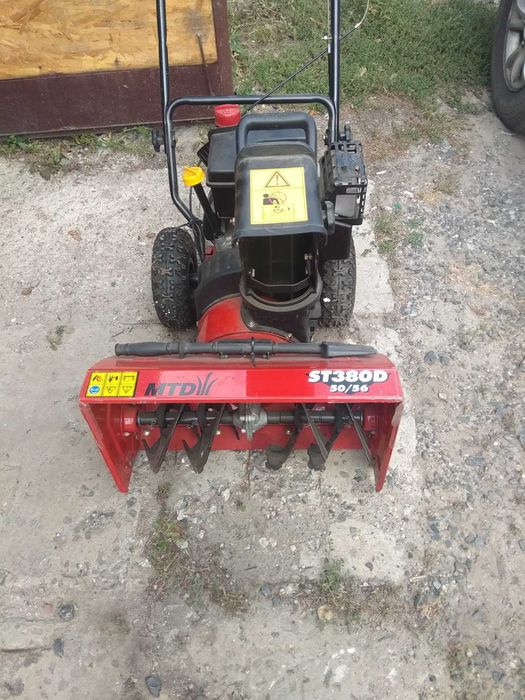 Снігоприбирач MTD M 56 (ST380D)