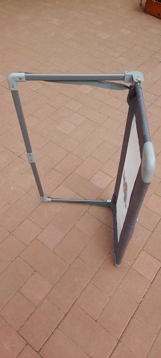 Barreira de proteção para cama de criança