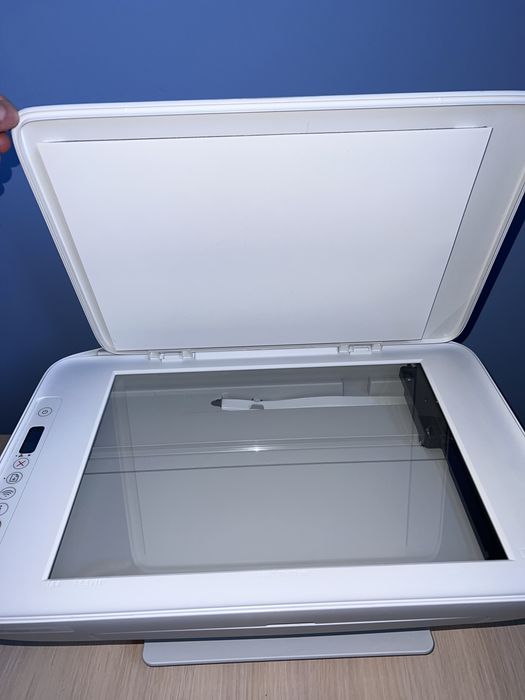 Принтер HP DeskJet 2710e Б/У, стан ідеальний, як новий.