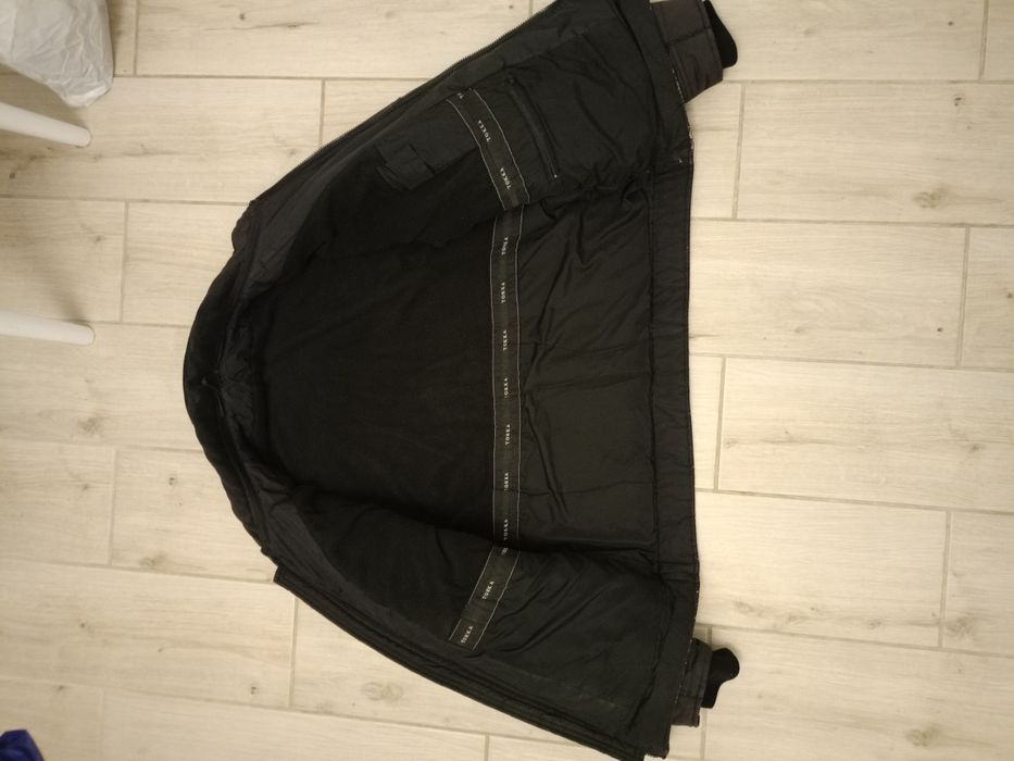 Зимняя куртка,подкладка флис 50 размер