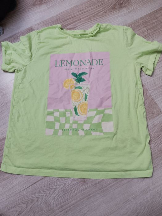 Zielona koszulka z nadrukiem lemoniady