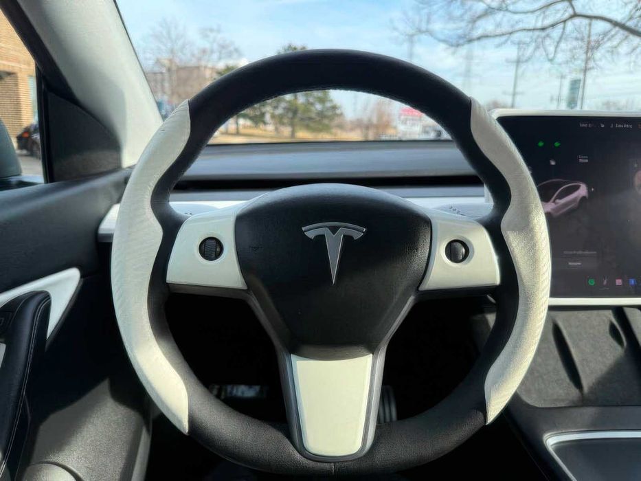 Tesla Model Y Performance      2022