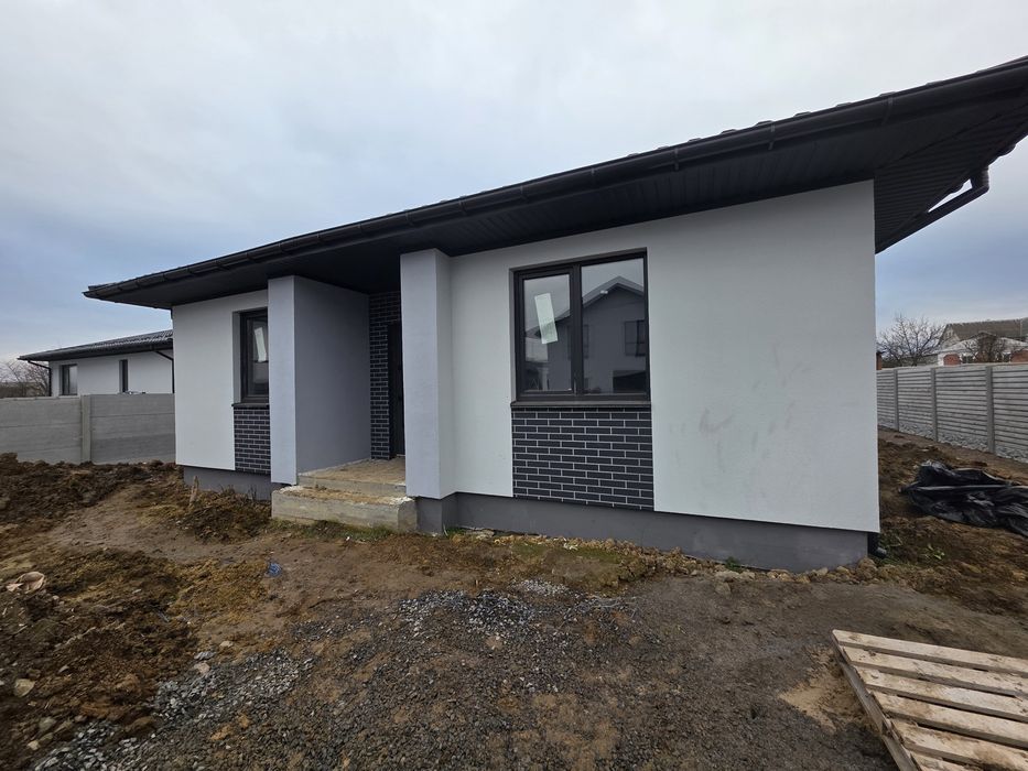 Продам одноповерховий будинок в Якушенцях